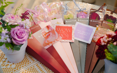 5.12ĸ�׽� | �������������磬�����������ǵ���������һ�ݣ�